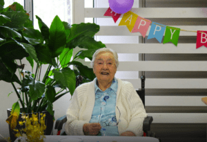 Centenarian Evelyn